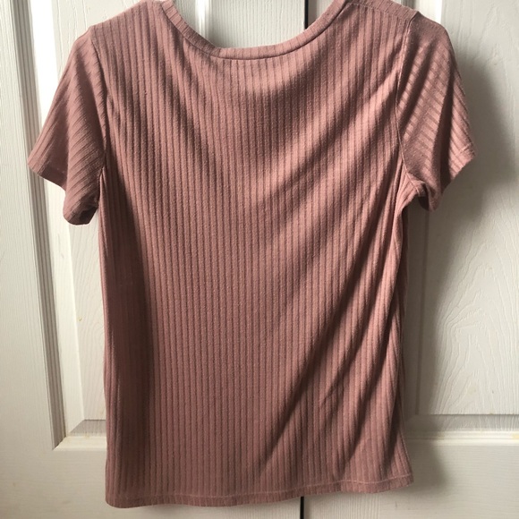 Forever 21 Mauve Tee - Picture 3 of 4
